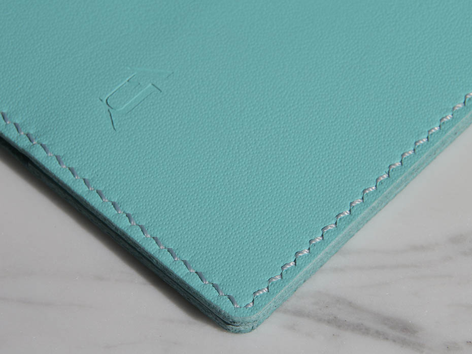 Обложка на паспорт FURNITEK модель FG-02027 из натуральной кожи цвет тифани