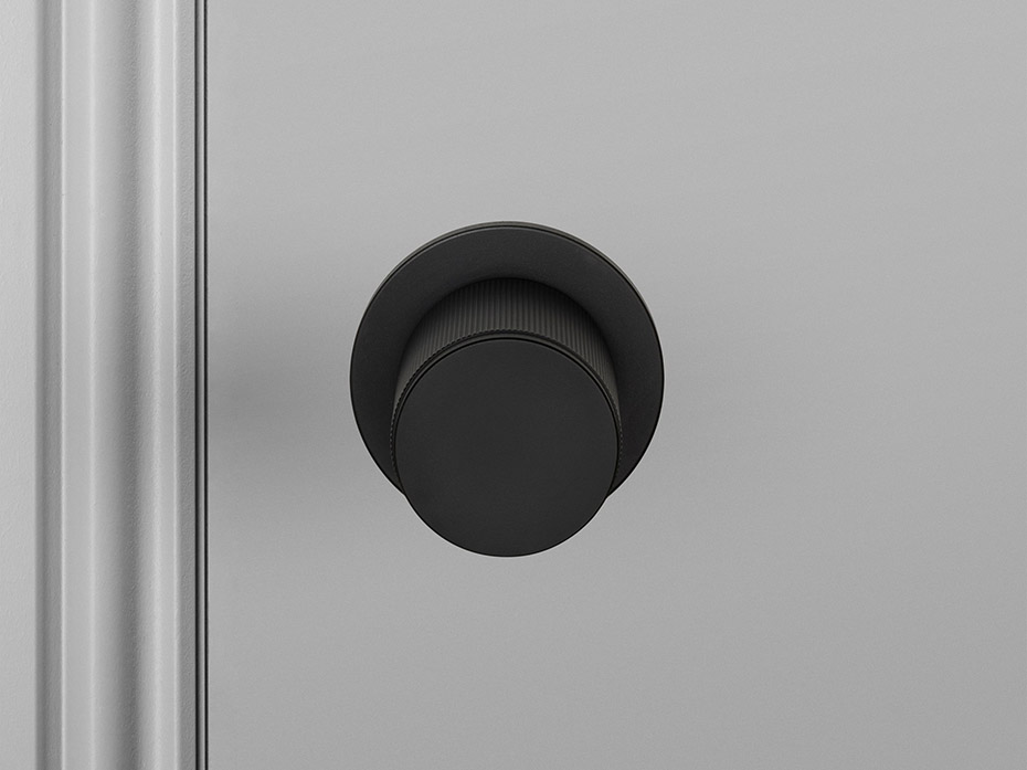 Дверная ручка-кноб D-40mm Buster and Punch Linear RDK-481052 черный