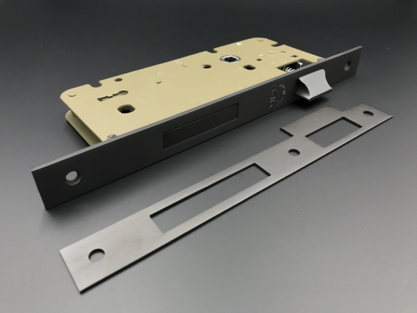 Замок дверной 022608550 ONC SAB под ключ буратино