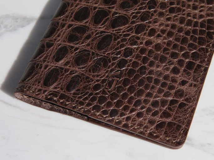 Обложка на паспорт FURNITEK модель FG-02017 из натуральной кожи цвет красно-коричневый