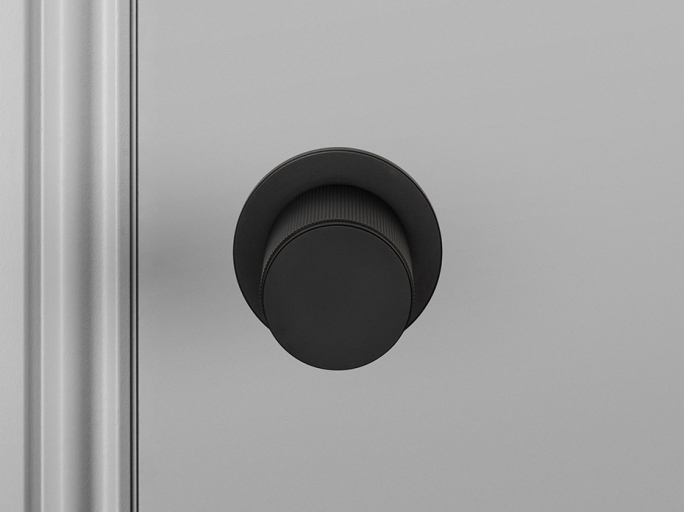 Дверная ручка-кноб D-40mm Buster and Punch Linear RDK-481052 черный