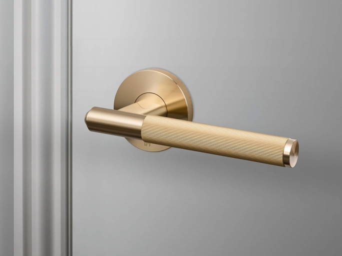 Дверная ручка на розетке Buster & Punch Linear RLH-051033 матовая латунь